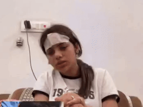 प्रिया खारी ने मारपीट के बाद सोशल मीडिया से ये वीडियो शेयर किया है।