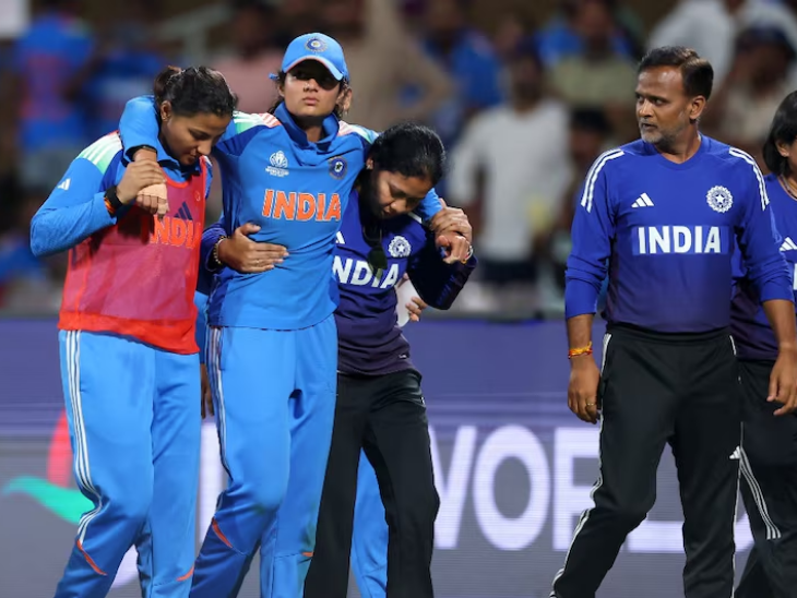 रविवार को नवी मुंबई के डीवाई पाटिल स्टेडियम में भारत और बांग्लादेश के खिलाफ बारिश से बाधित मैच के दौरान चोटिल हो गई थी। - Dainik Bhaskar