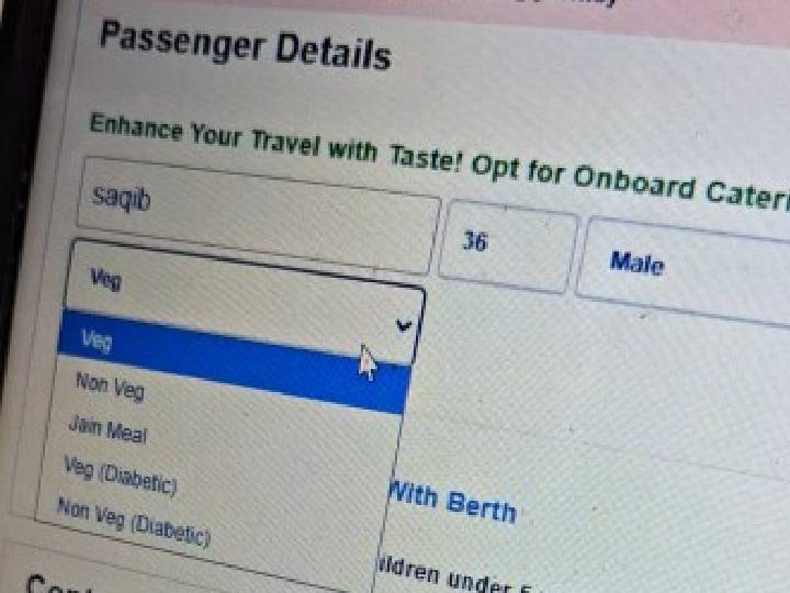 IRCTC के ऐप पर नो फूड का विकल्प नहीं दिख रहा है।