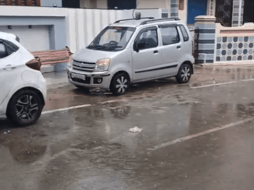 राजसमंद में सोमवार सुबह कभी हल्की तो कभी मध्यम बारिश हुई।