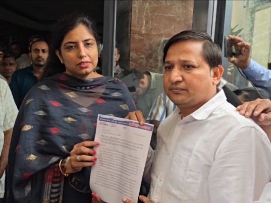 गुरुग्राम में EWS फ्लैट धारकों का प्रदर्शन:  1500 परिवारों को नहीं मिला घर, बोले- आवंटन में देरी कर रही सरकार, बड़े संघर्ष की चेतावनी – gurugram News