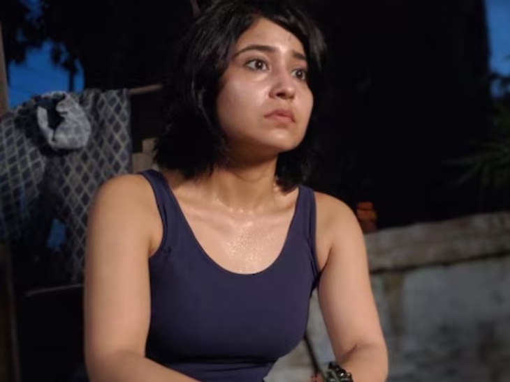 गोलू गुप्ता का किरदार श्वेता त्रिपाठी ने निभाया।