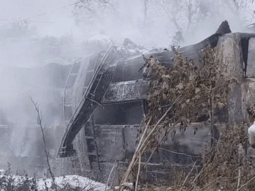 जयपुर में किस्मत से बचीं 50 से ज्यादा जिंदगियां:  करंट से 2 मौतें, हाईटेंशन लाइन देख यात्रियों ने उतारने को कहा, बस ड्राइवर नहीं माना – Rajasthan News