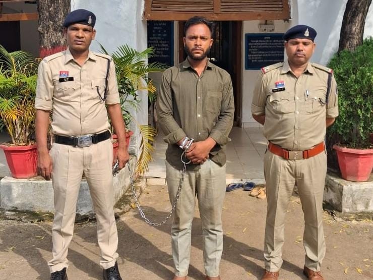 पुलिस ने आरोपी को छिंदवाड़ा से गिरफ्तार किया है।