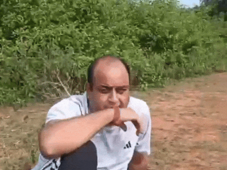 ये दूसरा वीडियो है। दिवाकर 1 करोड़ की बात पर हामी भर रहे हैं।