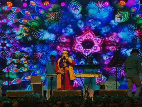 Third day of Braj Raj Utsav | अभिलिप्सा पांडा की मधुर वाणी में डूबा ...