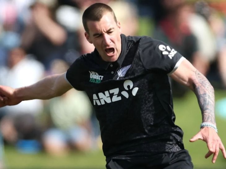 न्यूजीलैंड की ओर से ब्लेयर टिकनर ने सबसे ज्यादा 4 विकेट लिए। - Dainik Bhaskar