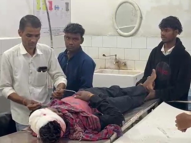 ​​​​​​​गिरिडीह में कार और बाइक की टक्कर, युवक जख्मी:  मेला से लौट रहा था घर, जिलेबिया मोड़ के पास हुआ हादसा; ड्राइवर फरार – Giridih News