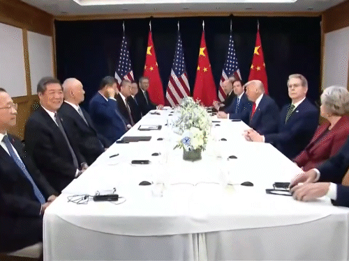 ट्रम्प ने शी की तारीफ करते हुए उन्हें सम्मानित और एक महान देश का महान नेता बताया।