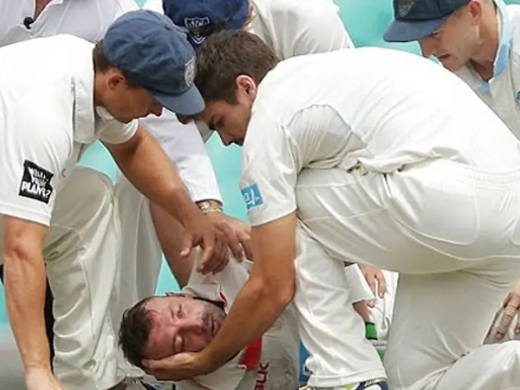 फिल ह्यूज बॉल लगने के बाद जमीन पर गिर गए थे।