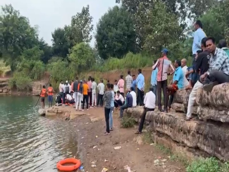रायपुर में ब्लू वाटर में डूबे दो छात्र - Dainik Bhaskar
