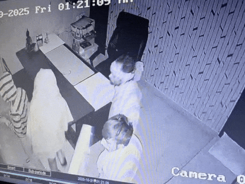 हिसार में सेनेट्री गोदाम से 4 लाख की चोरी:  आधी रात को घुसे, कैश- विदेशी करेंसी और लैपटाप चुराया, CCTV में हुए कैद – Hisar News