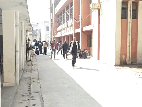 कोर्ट ने कहा- दोषी को मरते दम तक फंदे पर लटकाया जाए।