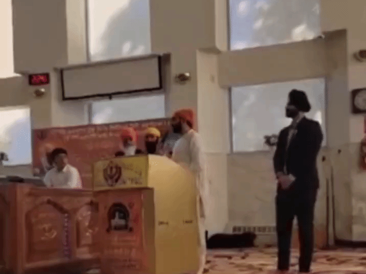 ममदानी ने शुक्रवार को गुरुद्वारे में विवादित बयान दिया। - Dainik Bhaskar