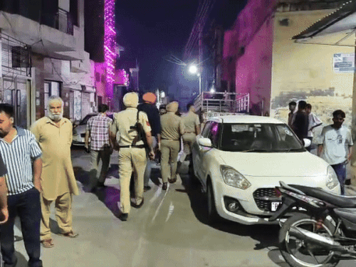 मछीवाड़ा में घटनास्थल पर पहुंचकर पुलिस ने जांच की।