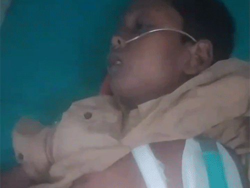 कोरबा में 8 साल के बच्चे के सीने में सिक्का फंसने से उसकी मौत हो गई। - Dainik Bhaskar