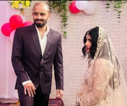 बॉक्सर अमित पंघाल व अंशुल श्योकंद की सगाई की फोटो