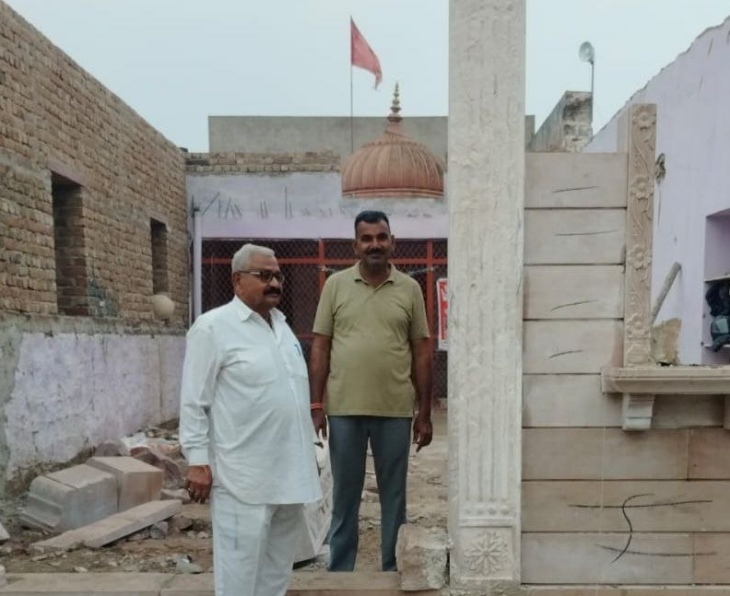 पाली शहर के भालेलाव रोड स्थित सालासर बालाजी मंदिर जिसका जीर्णोद्धार करवाया जा रहा है।