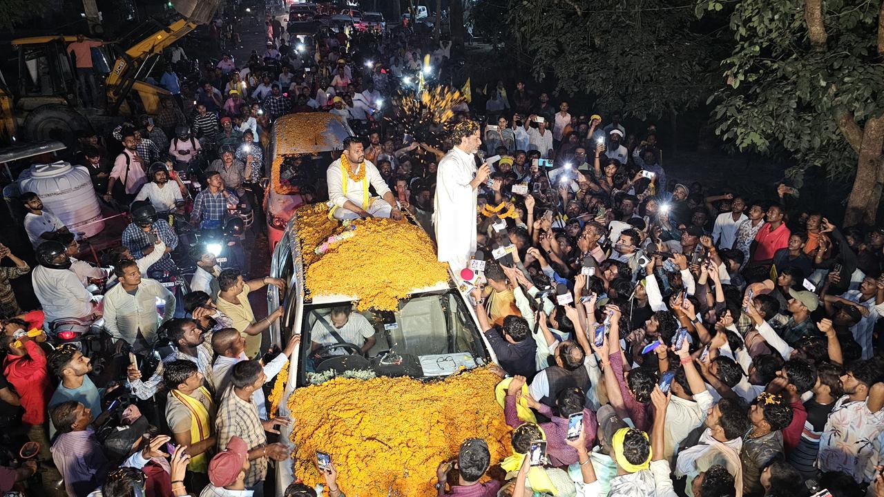 पीके का भव्य स्वागत