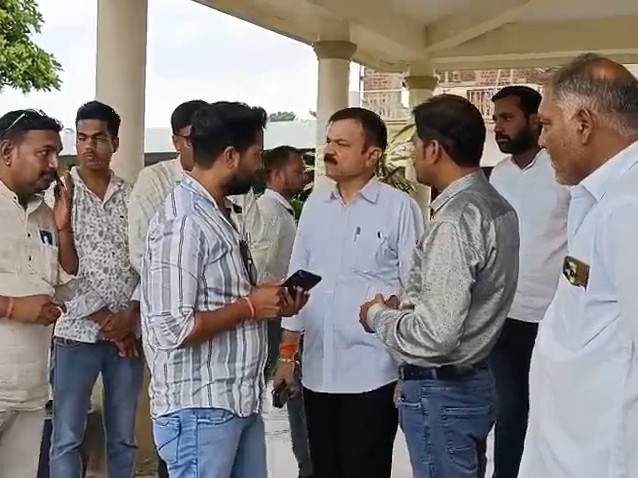 जबलपुर अंजुमन स्कूल का आदेश निरस्त, शुक्रवार की छुट्टी रद्द:  नरसिंहपुर में शिक्षा मंत्री बोले- नियमों का उल्लंघन करने वालों की जांच कराकर कार्रवाई करेंगे – Narsinghpur News