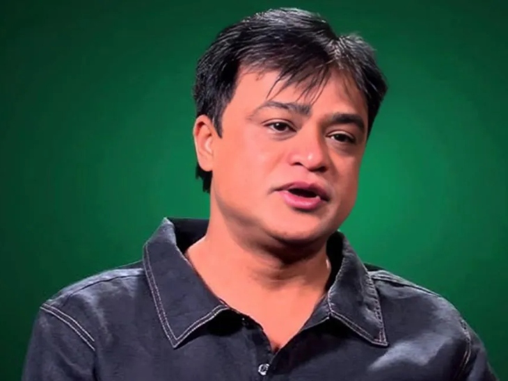 সঞ্জয় চাইল 'খুবসুরাত' (1999), 'কেয়া দিল নে কাহা' (2002), এবং 'মান গে মুঘল-ই-আজম' (2008) এর মতো চলচ্চিত্র পরিচালনা করেছেন।