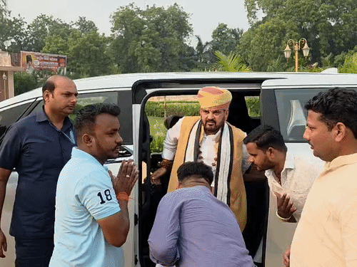 बृजभूषण शरण सिंह बोले- मंच से गृहमंत्री अमित शाह ने स्पष्ट कहा है कि बिहार में मुख्यमंत्री नीतीश कुमार ही रहेंगे।
