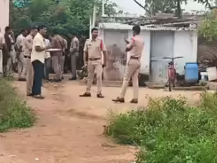 तेलंगाना में शख्स ने पत्नी-बेटी और साली की हत्या की:  बड़ी बेटी पर भी हमला किया, घायल; आरोपी ने फांसी लगाकर जान दी
