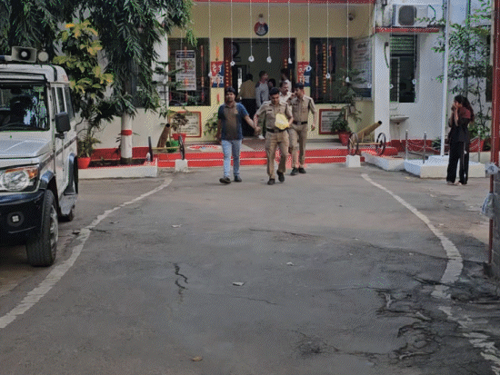 मंत्री के लेटर मामले का मुख्य आरोपी इस्माइल को गिरफ्तार कर जेल भेज दिया गया है।