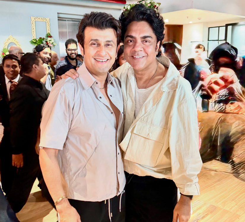 'सोनू निगम और मैं स्कूल में पेड़ के नीचे बैठकर गुनगुनाया करते थे,वह मेरे दिल में रहते हैं'