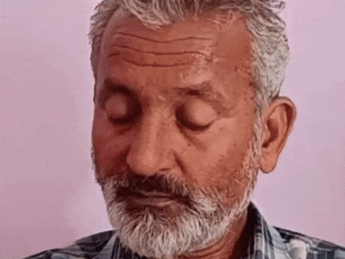 साहिब सिंह के पिता ने एजेंट की पत्नी के खिलाफ कार्रवाई की मांग की।
