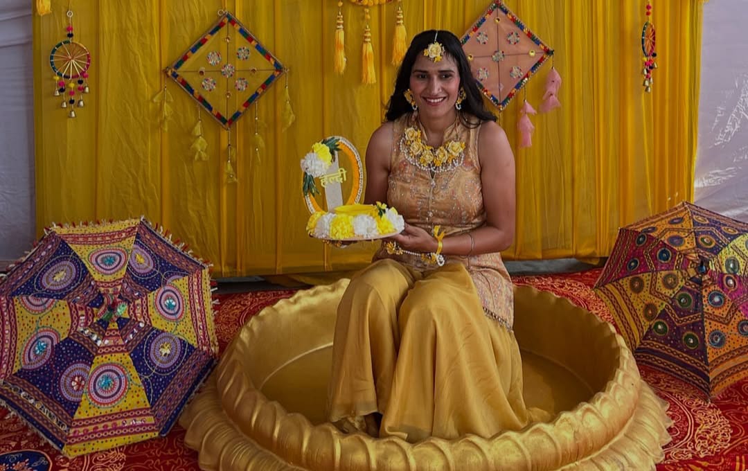 रानी रामपाल की शादी से पहले हल्दी के प्रोग्राम की तस्वीर।