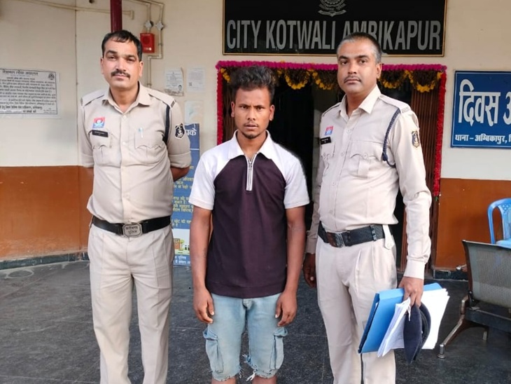 स्कूटी चोरी कर फरार युवक गिरफ्तार