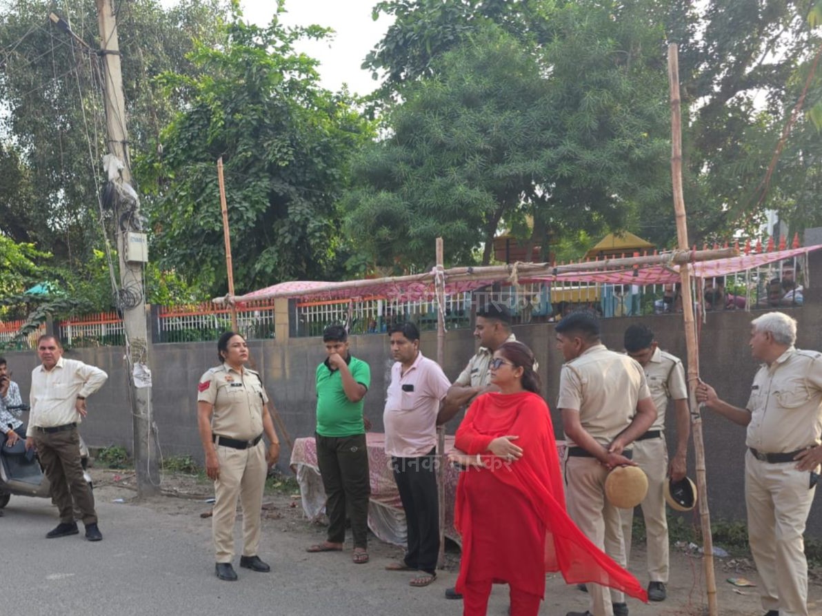 हांसी नगर परिषद ने सील की दो प्रॉपर्टी:  डेढ़ लाख का टैक्स बकाया, बार-बार नोटिस भेजने पर भी नहीं कराया जमा – Hansi News