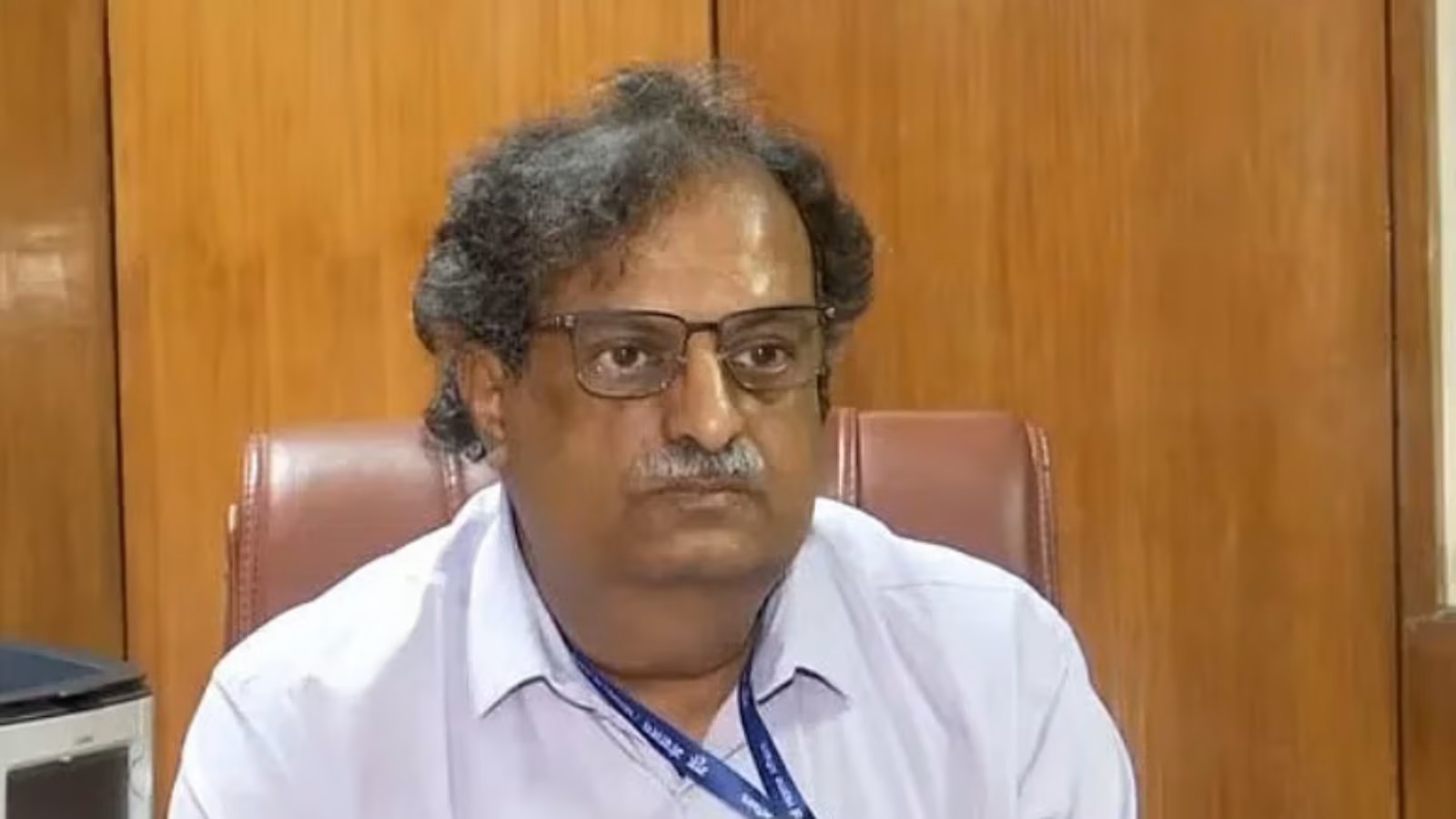 डॉ अभिजात शेठ को 14 जुलाई 2025 को NMC का चेयरपर्सन नियुक्त किया गया है।