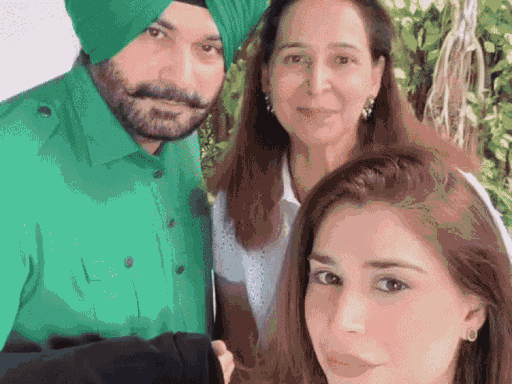 नवजोत सिंह सिद्धू और उनकी बेटी राबिया ने सोशल मीडिया पर तस्वीरें शेयर की थीं।