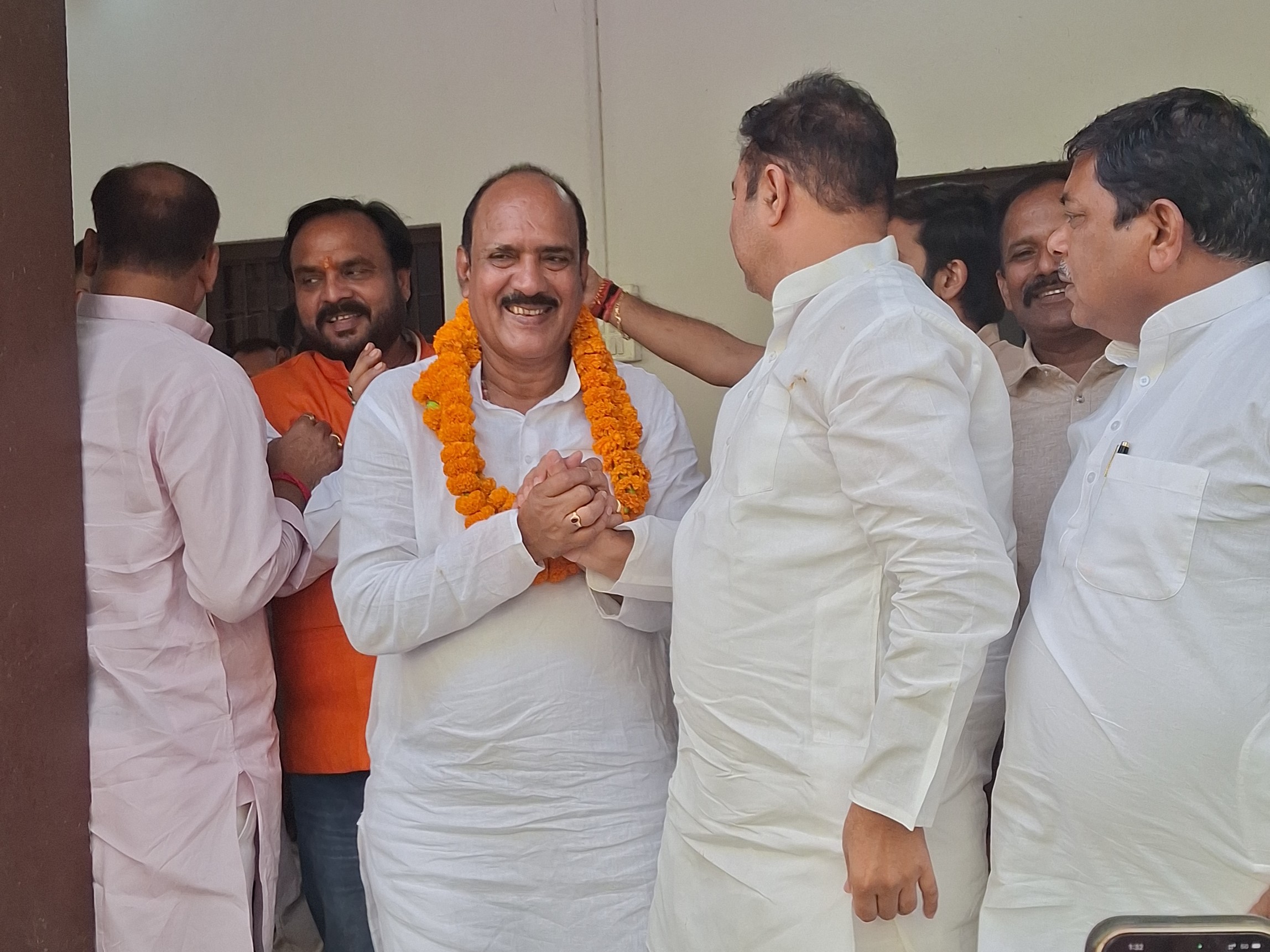 निर्दलीय प्रत्याशी जयकुमार सिंह।