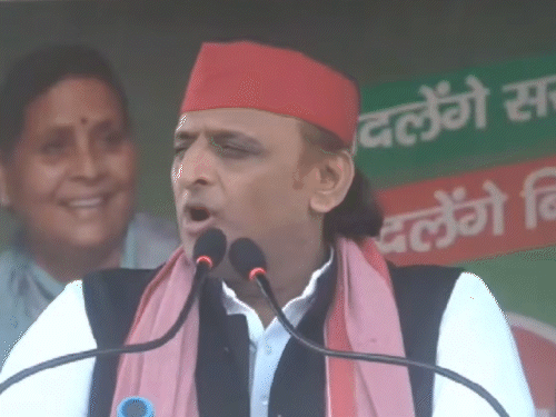 Akhilesh Yadav slams CM Yogi saying 'We have one-sided CM' Samajwadi ...