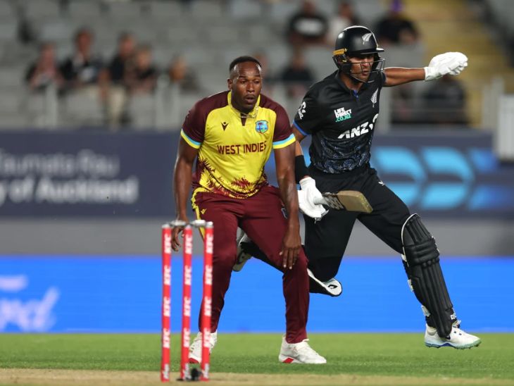 रचिन रवींद्र 21 रन बनाकर आउट हुए।