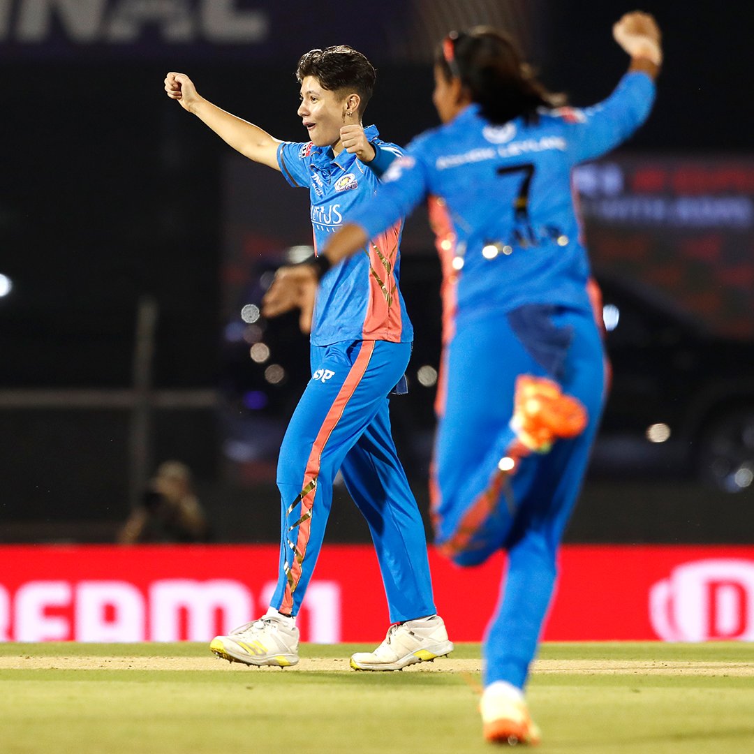 मुंबई इंडियंस 5.75 करोड़ रुपए के पर्स के साथ ऑक्शन में उतरेगी।