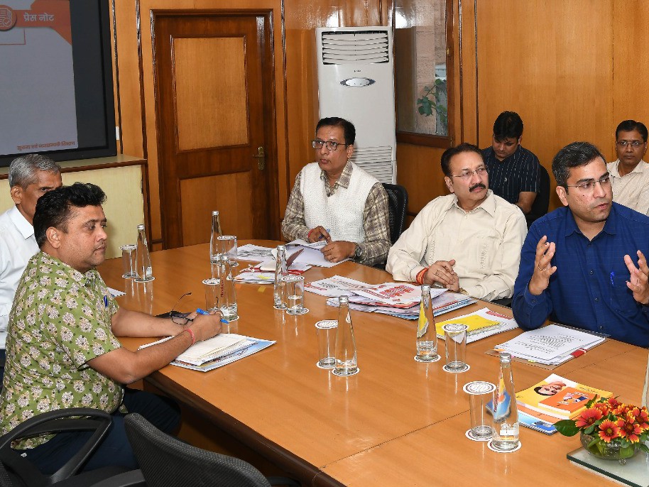 सीएस बोले- जनता को सही, समय पर सरल सूचना मिले:  सुधांश पंत ने जनसंपर्क अधिकारियों को ‘ऑनरशिप’ के साथ सक्रिय और आक्रामक दृष्टिकोण अपनाने को कहा – Jaipur News