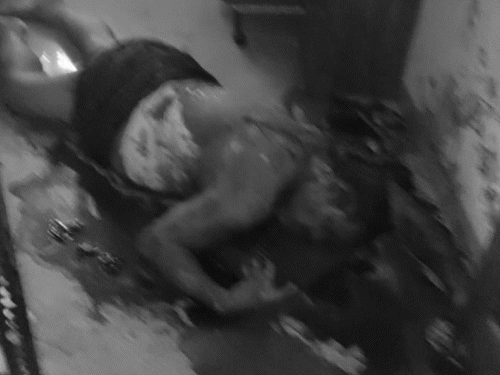 6 अक्टूबर को पति-पत्नी के शव खून से लथपथ मिले।