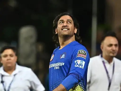 धोनी चेन्नई को 5 बार IPL चैंपियंन बना चुके हैं।