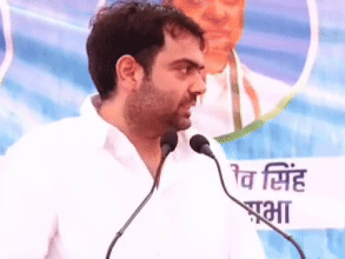 बिहार में सियासी रिश्ते निभा रहे अहीर नेता:  स्टार प्रचारक नहीं, वोट मांग रहे कैप्टन अजय; चिरंजीवी कह रहे-लालू का दामाद हूं, बिहार से रिश्ता – Panchkula News