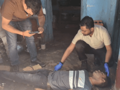 जांच के लिए मौके पर पहुंची FSL की टीम।