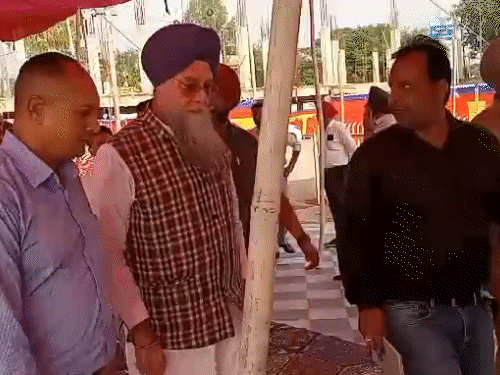 पंजाब विधान सभा स्पीकर कुलतर सिंह मंदिर पहुंचे।