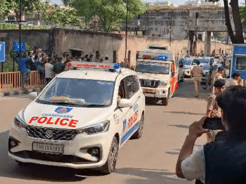 15 अक्टूबर को चंडीगढ़ PGI में वाई पूरन कुमार का पोस्टमॉर्टम कराया गया था। इसके बाद उनका अंतिम संस्कार हुआ। (फाइल)