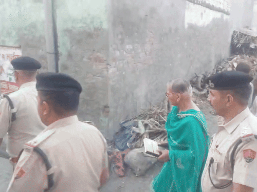 बलियाणा गांव में घटनास्थल पर जांच करने के लिए पहुंचीं फोरेंसिक एक्सपर्ट डॉ. सरोज दहिया।
