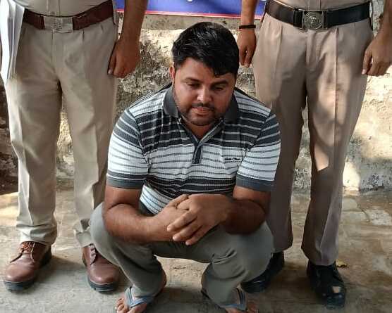 नूंह से साइबर ठग अरेस्ट:  सोशल मीडिया पर लकड़ी बनकर लोगों को ब्लैकमेल कर पैसे ऐंठता था आरोपी – Nuh News