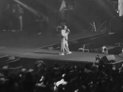 मुंबई में मिले पहले शो में परफॉर्म करतीं मोगा की परमजीत कौर उर्फ परम।