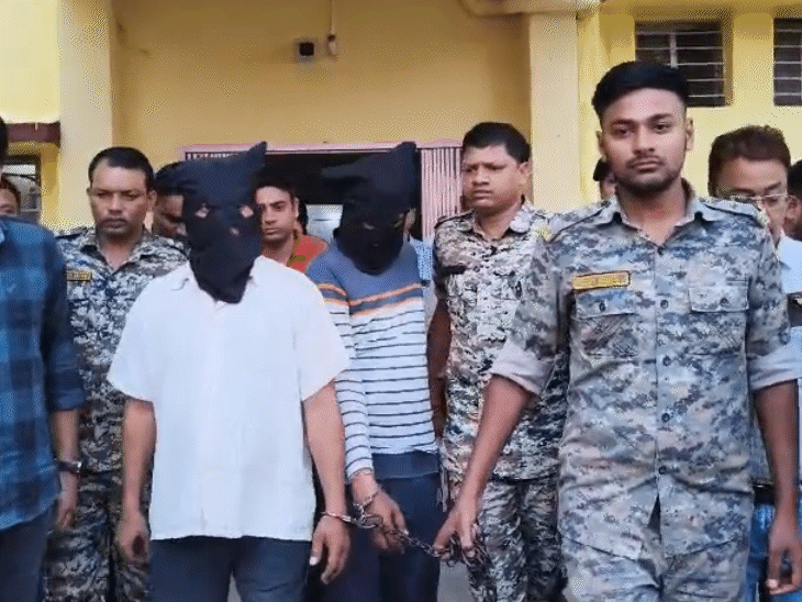 पुलिस ने दोनों आरोपियों को गिरफ्तार कर लिया है।